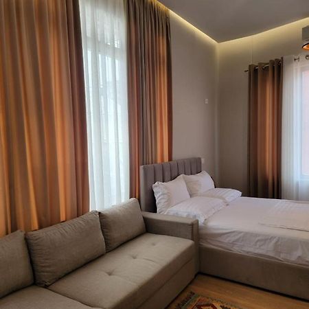 Berhami Studio Apartment تيرانا المظهر الخارجي الصورة