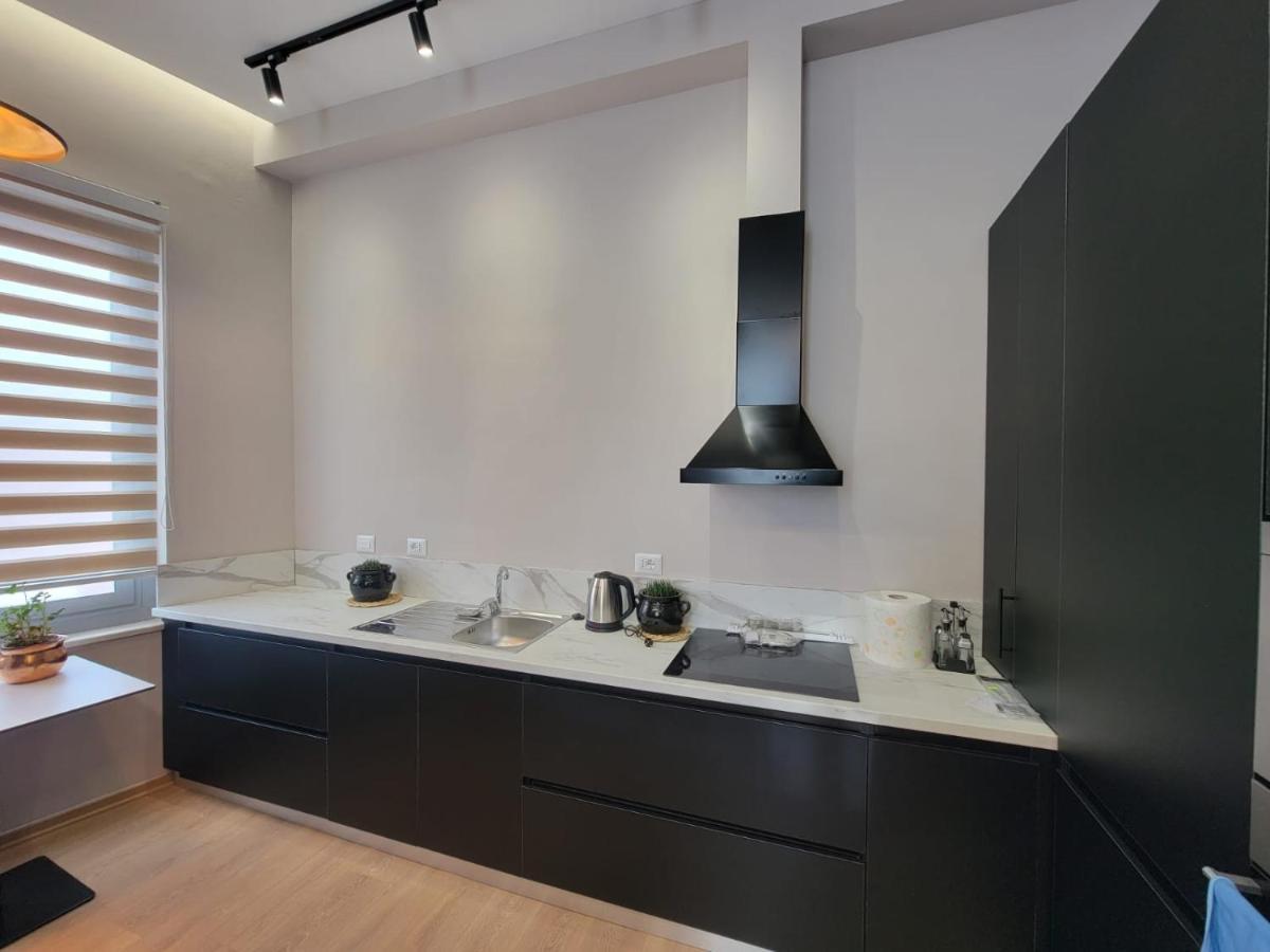 Berhami Studio Apartment تيرانا المظهر الخارجي الصورة